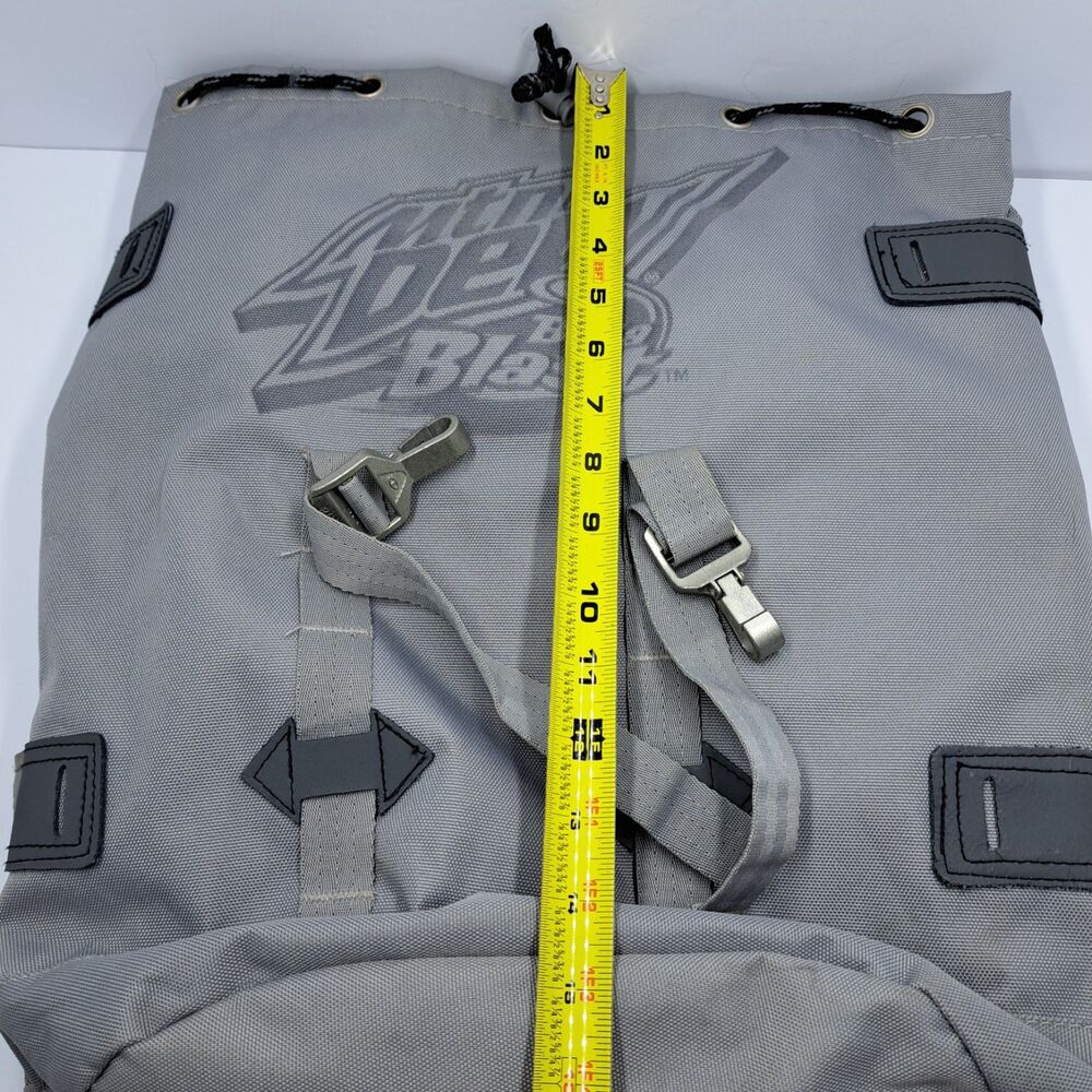Mountain Dew Baja Blast Poler Outdoor Stuff Backpack Grey Camp Vibes Taco Bell - Picture 6 of 16